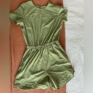 Lululemon jumper with open back. Avocado green. Fits size 8